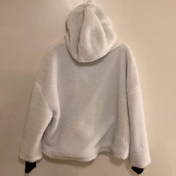 Montalvo Coat - Picture 8 of 14